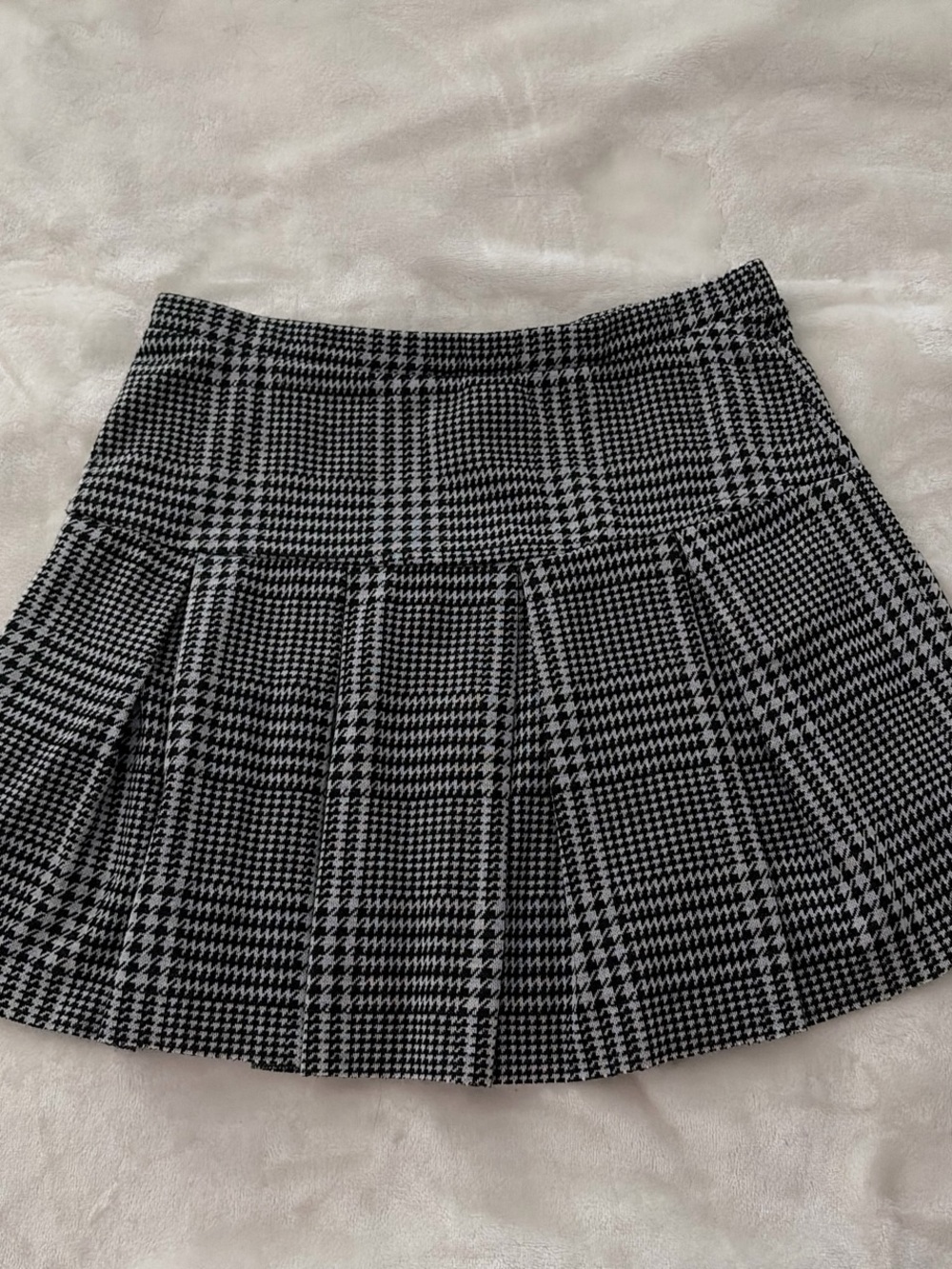 art class Black & White Plaid Pleated Mini Skirt